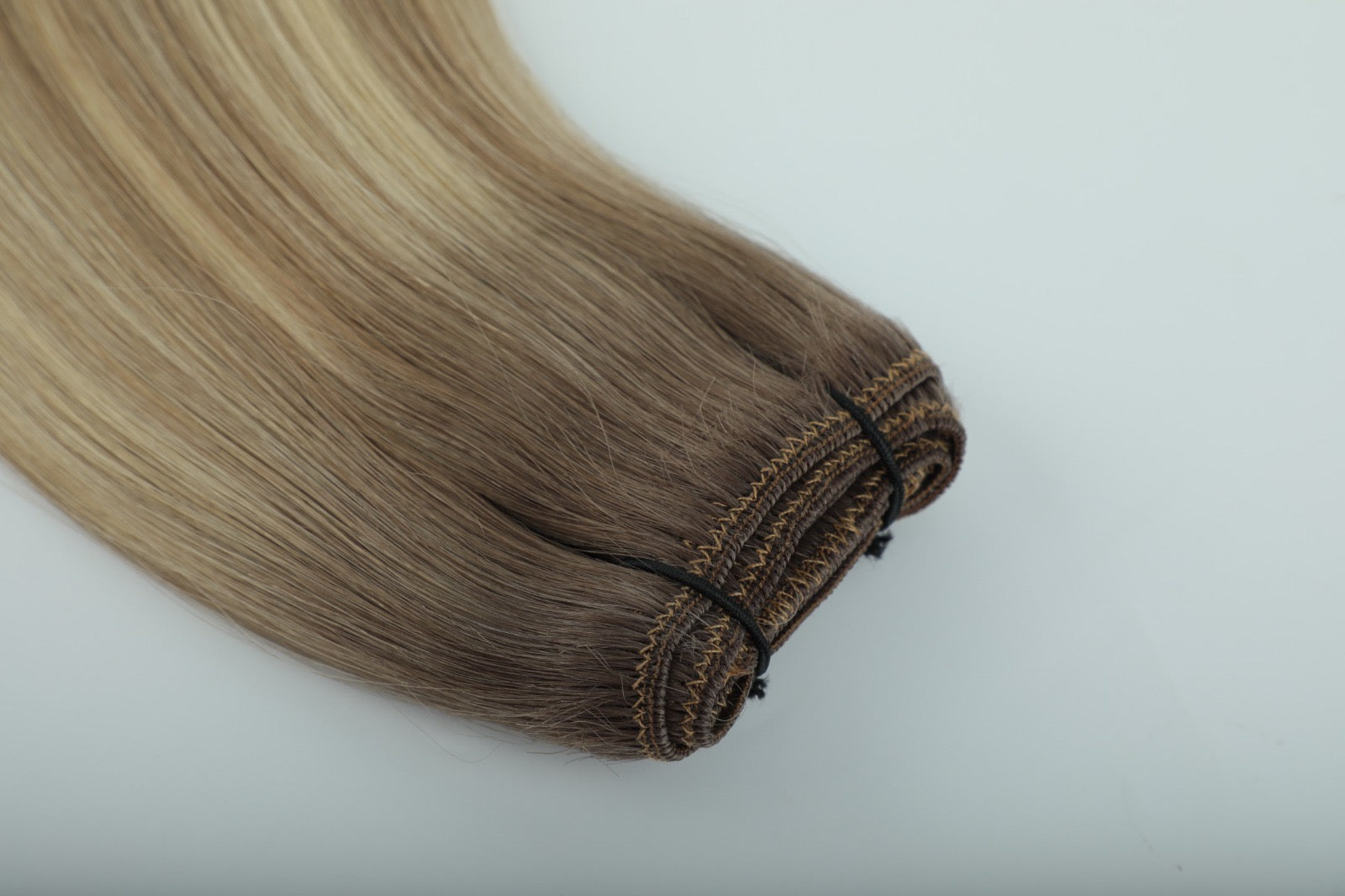 Instahair 高級ヘアウェフト 160g - 20インチ
